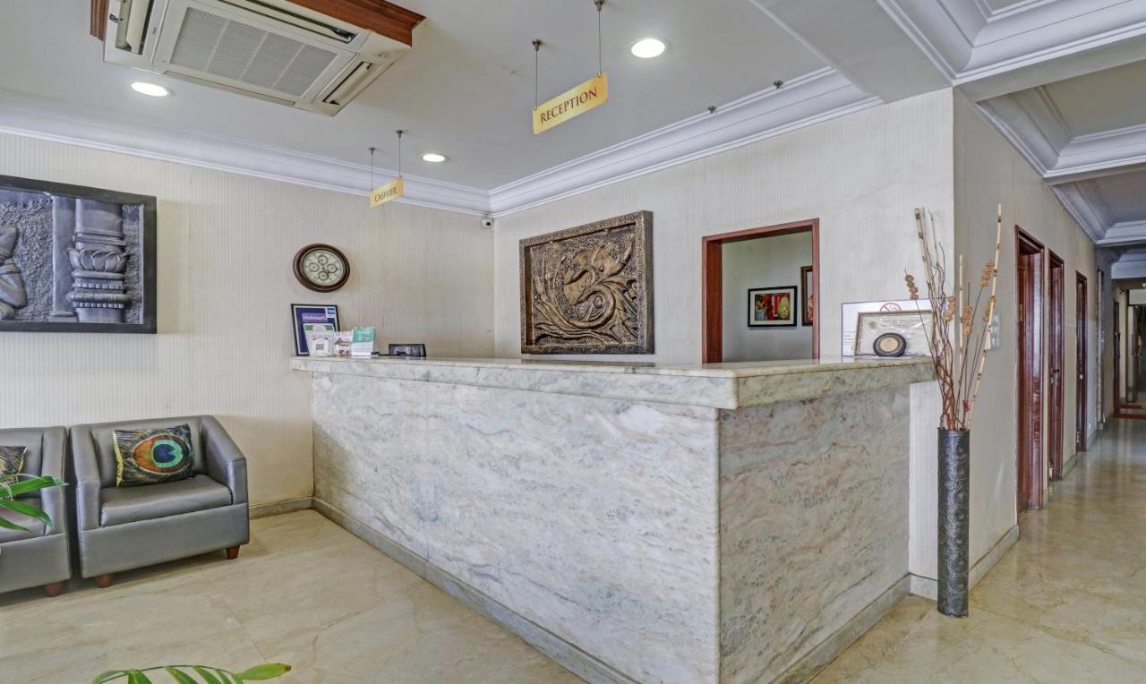 Treebo Komfort Suites, 3 Km From Mysore Palace Екстер'єр фото