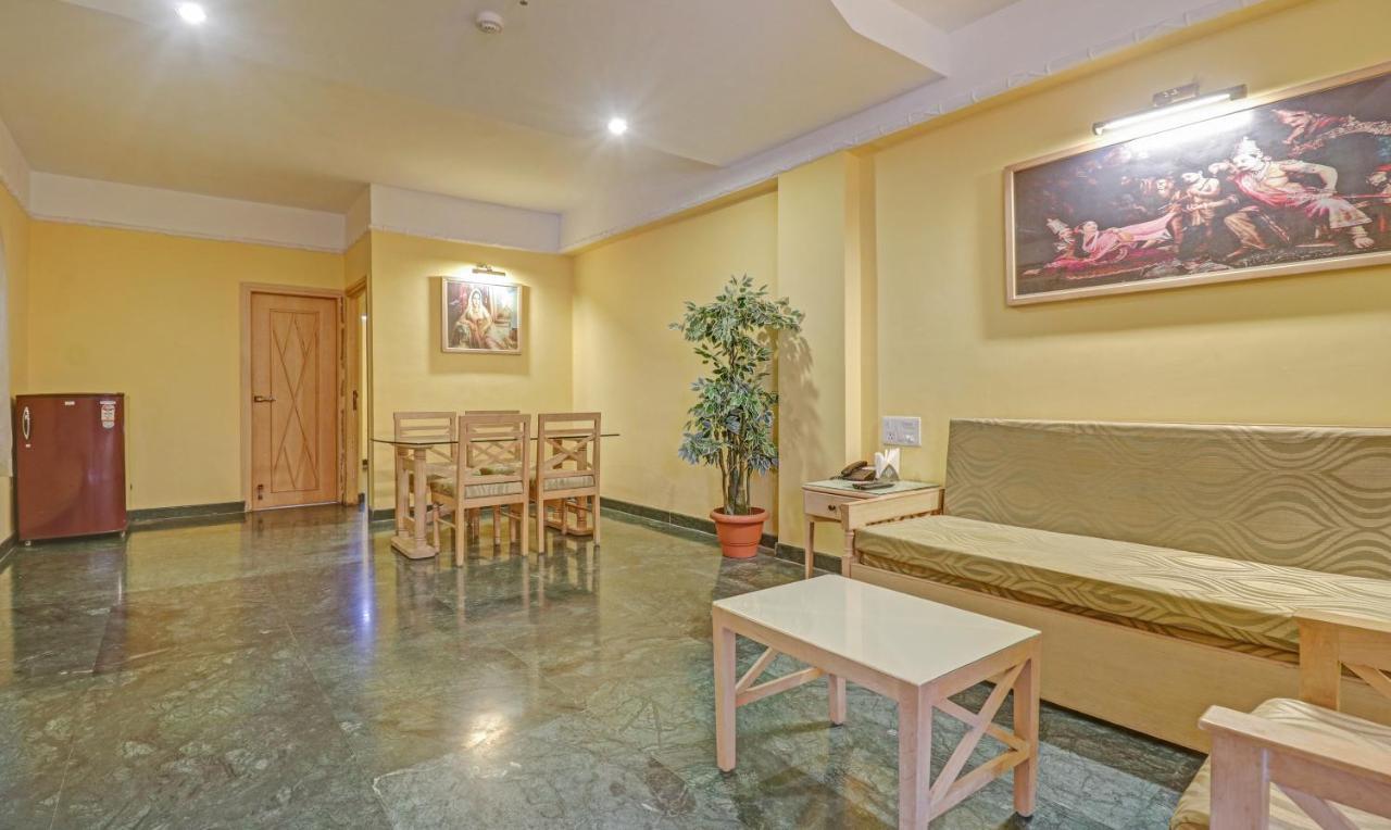 Treebo Komfort Suites, 3 Km From Mysore Palace Екстер'єр фото