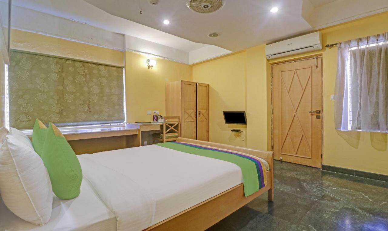 Treebo Komfort Suites, 3 Km From Mysore Palace Екстер'єр фото
