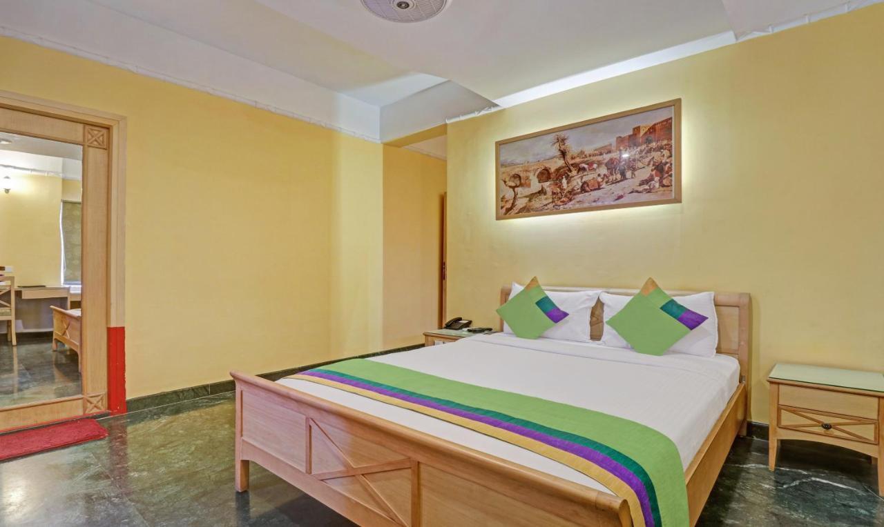 Treebo Komfort Suites, 3 Km From Mysore Palace Екстер'єр фото
